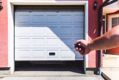 5 Common Issues in Automatic Garage Doors and How to Fix Them